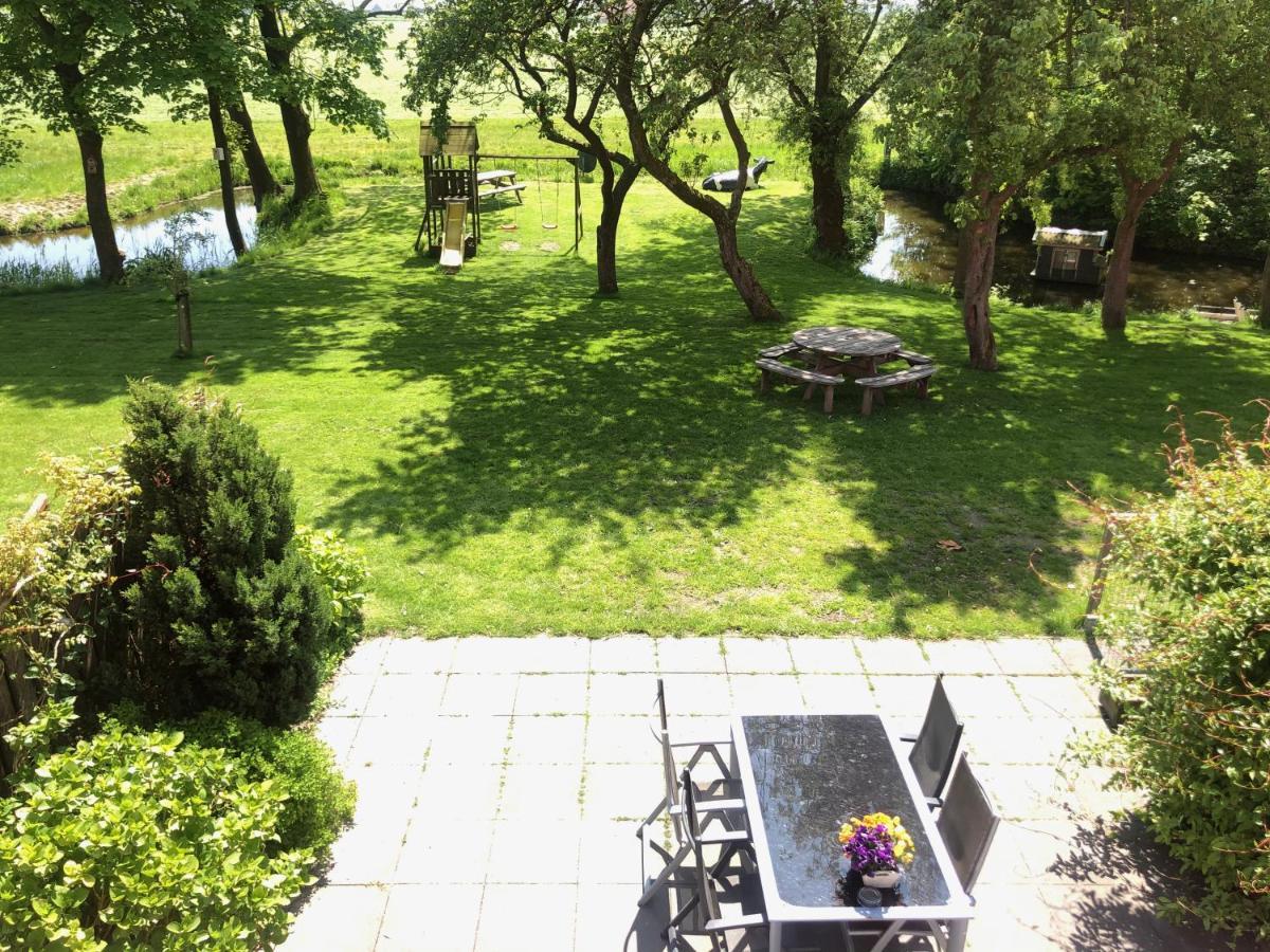 Appartementen Verhuur De Trijehoek Stiens Екстериор снимка