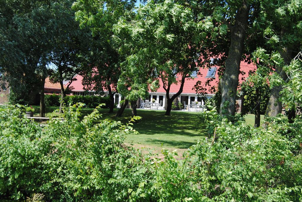 Appartementen Verhuur De Trijehoek Stiens Екстериор снимка